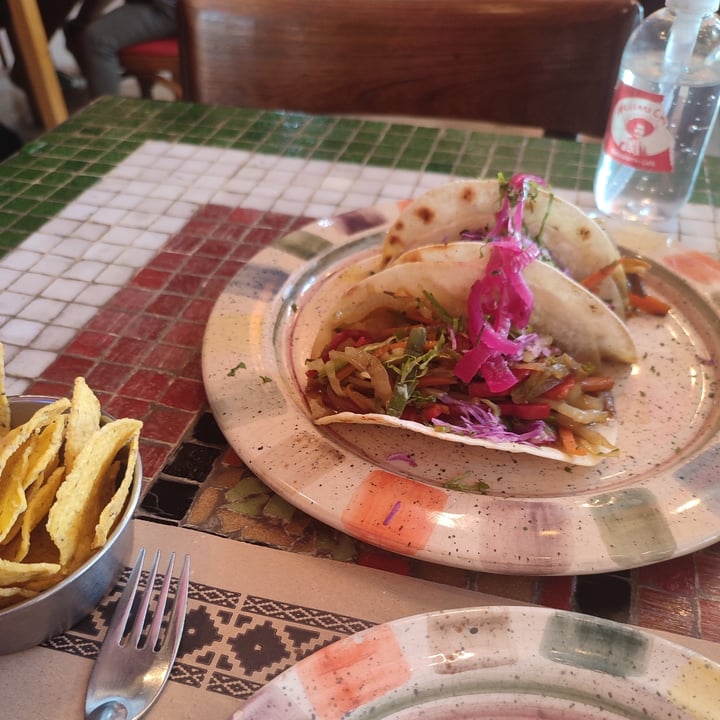 photo of Mexicano cafe Tacos Con Verduras shared by @yesse1744 on  14 Mar 2023 - review