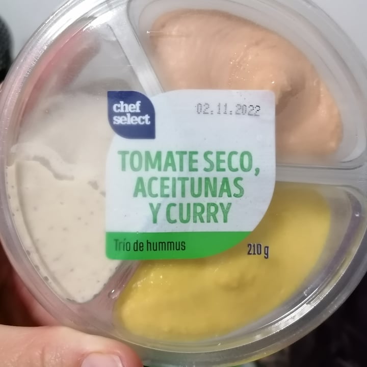 photo of Chef Select Trío de humus curry shared by @cometdibiasky on  01 Apr 2023 - review
