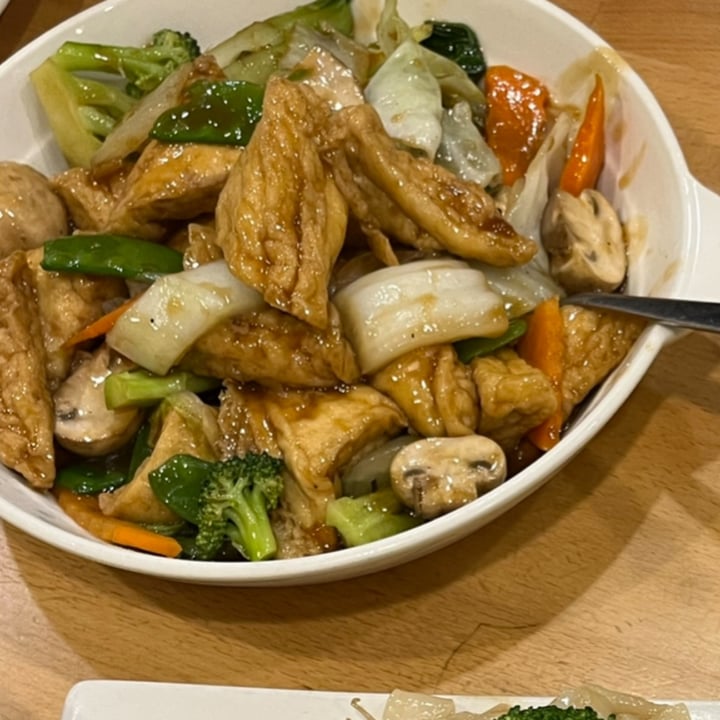 photo of The Original Buddha Bodai Tofu with mixed vegetables shared by @lexieseats on  25 Apr 2023 - review