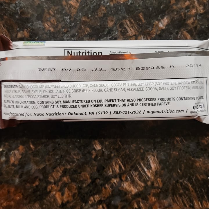 photo of NuGo Dark Chocolate Chip Protein Bar shared by @yourfriendjen on  27 Jan 2023 - review