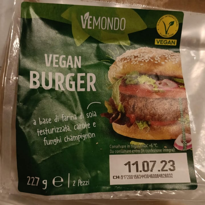 photo of Vemondo 2 Burger con carote e funghi champignon shared by @o2 on  07 Jul 2023 - review
