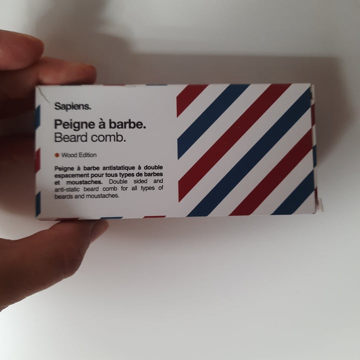 photo of Sapiens peine madera para barba shared by @srtaflexiespagueti on  08 Aug 2023 - review