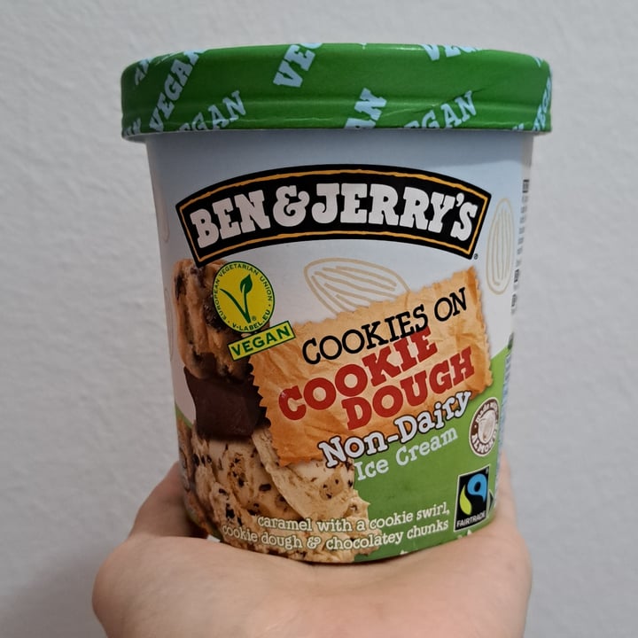photo of Ben & Jerry's chocolate chip cookie dough non dairy shared by @penoucos on  30 Dec 2022 - review