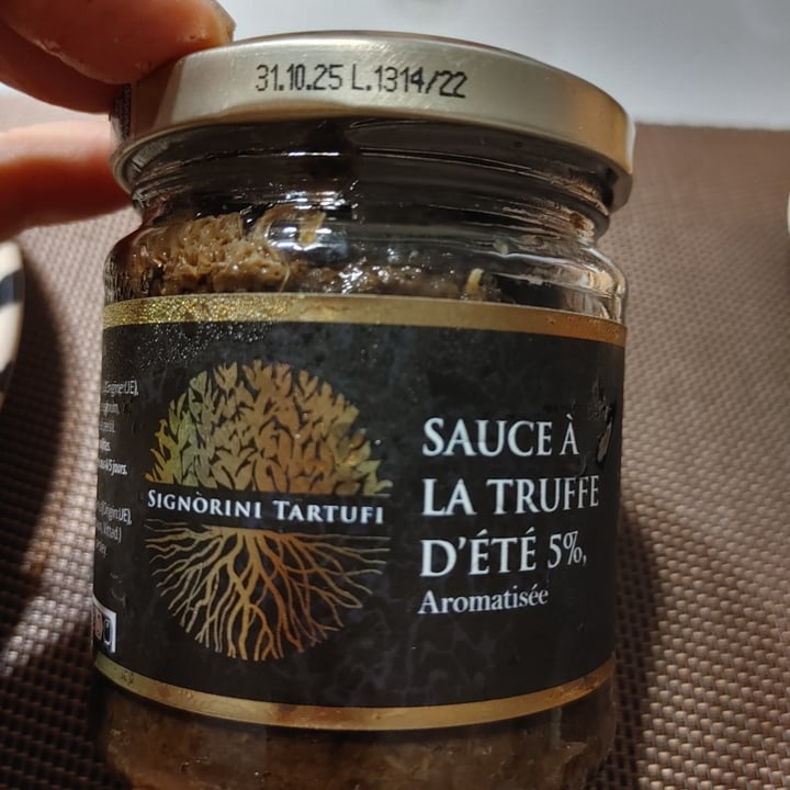 photo of Signorini tartufi Sauce à la truffe d'été 5% shared by @mariaelisagobetti on  28 Mar 2023 - review