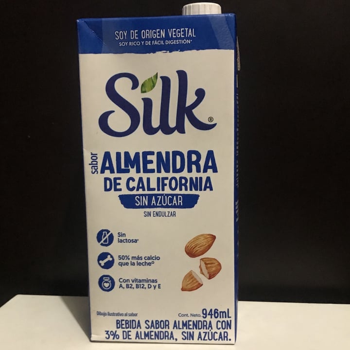 photo of Silk Silk Almendra shared by @saraem-isveggie on  08 Mar 2023 - review