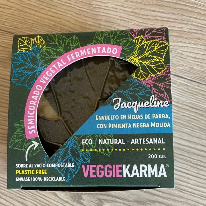 photo of Veggie Karma Jacqueline Semicurado Vegetal shared by @naiaranay2 on  15 Apr 2023 - review