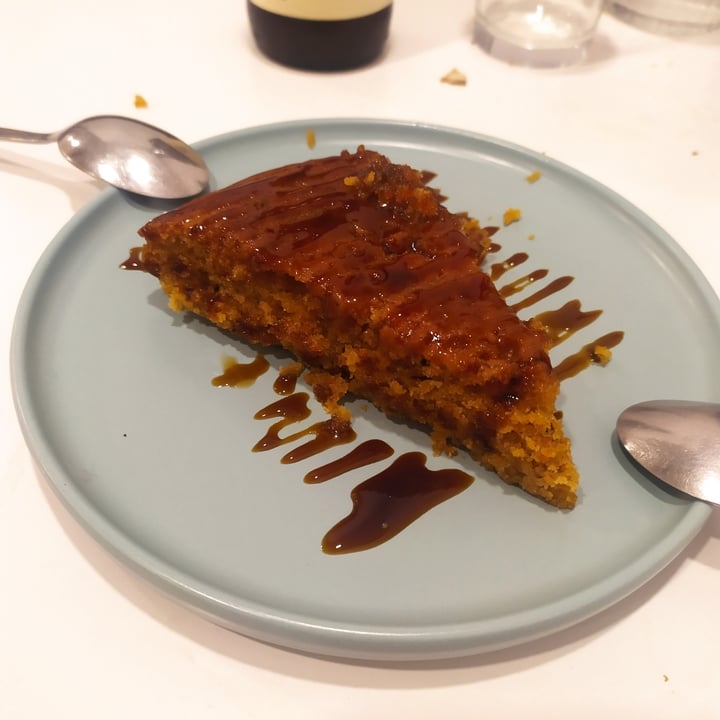 photo of La Oveja Negra taberna vegana. Carrot cake shared by @vviborezna on  14 Jul 2023 - review