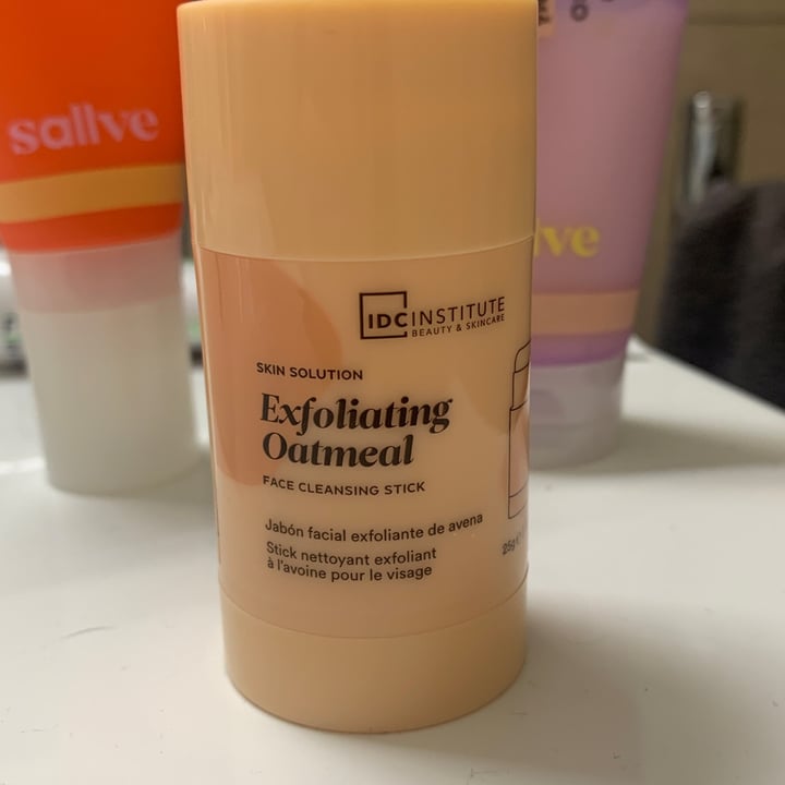 photo of IDC Institute Beauty & Skincare Exfoliating Oatmeal shared by @camilamp on  19 Apr 2023 - review