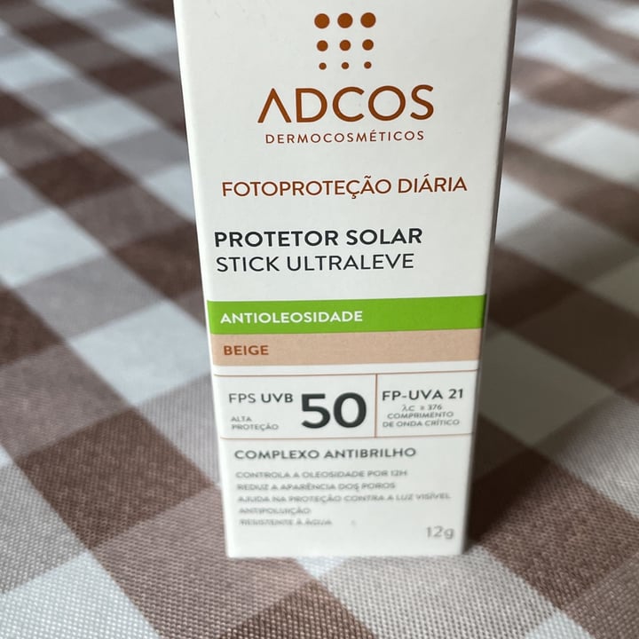 photo of protetor solar stick ultraleve adcos Protetor Solar Stik Ultraleve Adcos shared by @gagianini on  13 Mar 2023 - review