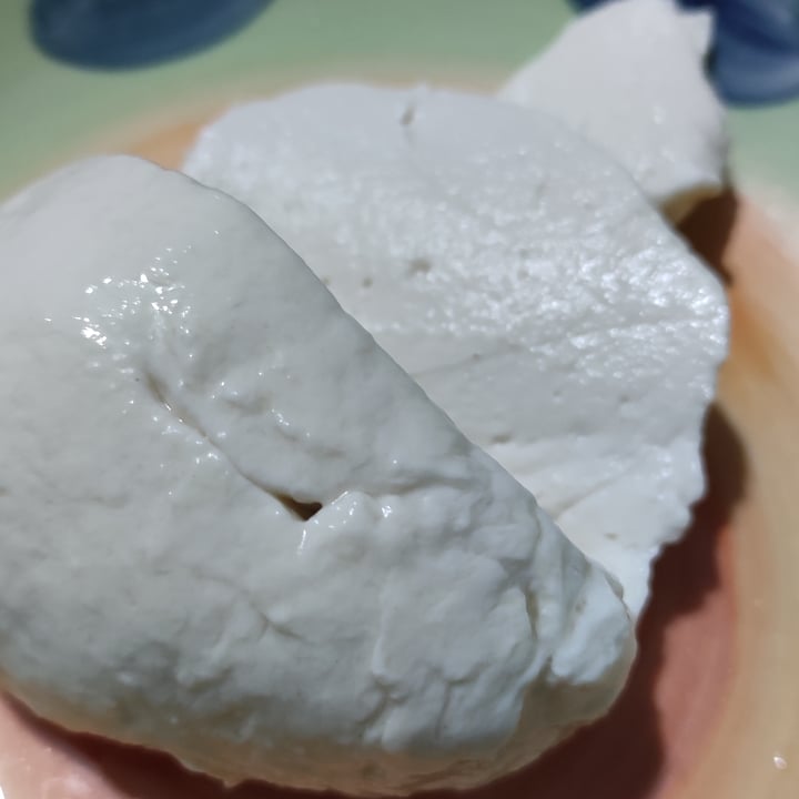 photo of Dream Farm Alternativa vegetale alla mozzarella shared by @esperanzafumilla on  17 Jun 2023 - review