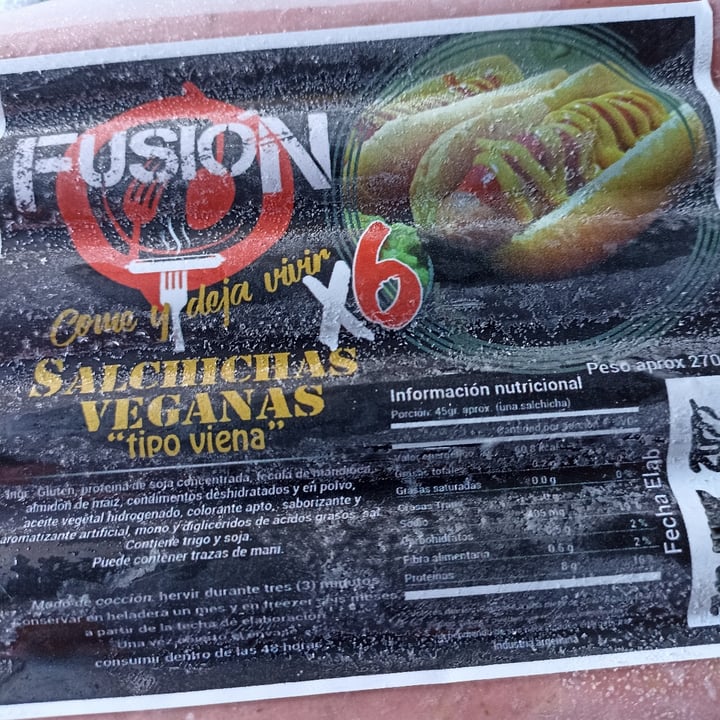 photo of Fusión vegana Salchichas Veganas Tipo Viena Súper shared by @arrobayani on  22 Jan 2023 - review