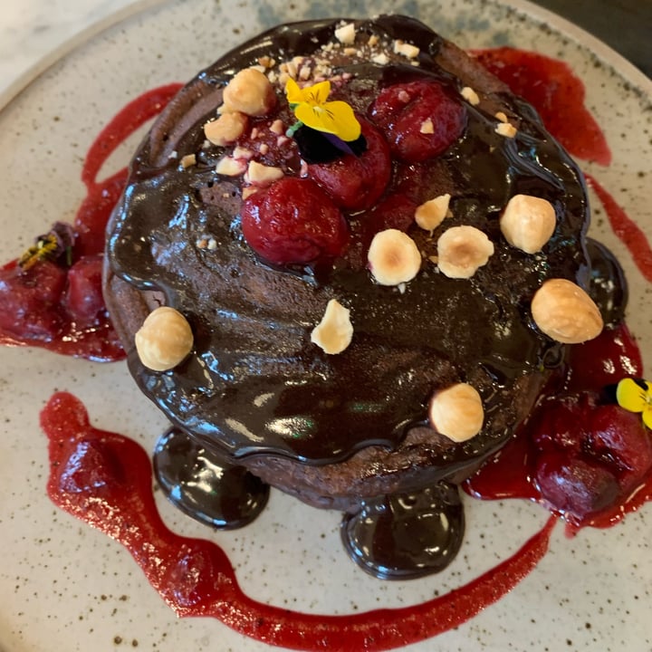photo of mallow Black forest chocolate pancakes shared by @lamaryvegana on  30 Jul 2023 - review