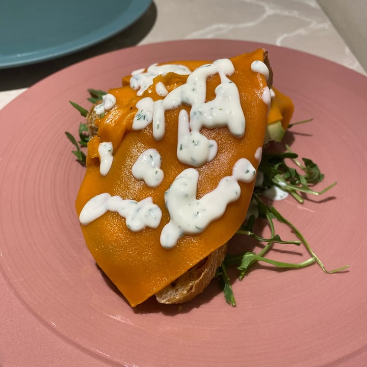 photo of Linfa Milano - Eat Different bruschetta fake salmone shared by @michelavegan on  14 Feb 2023 - review
