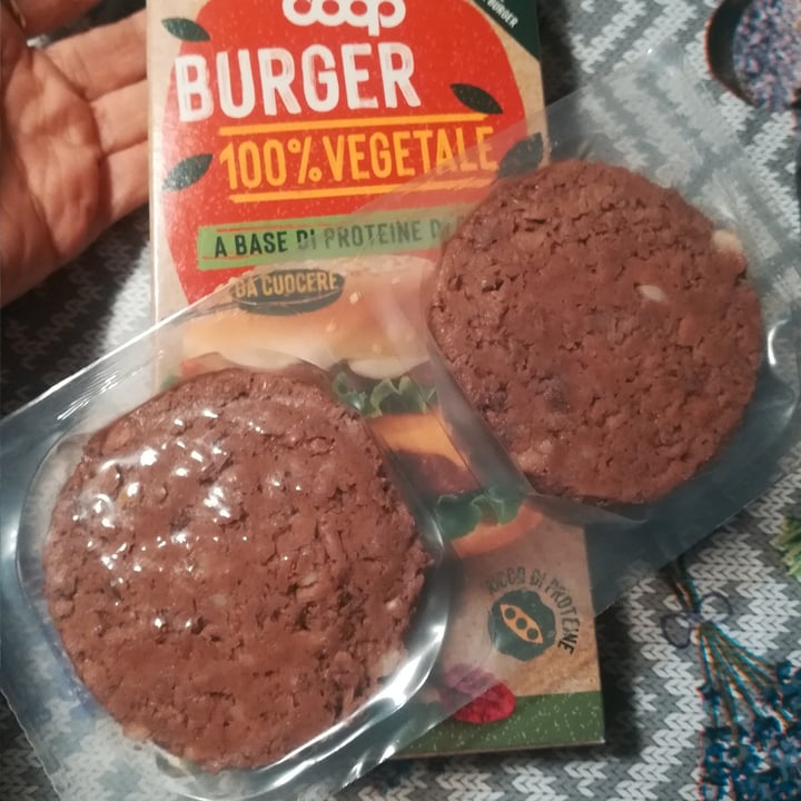photo of Coop Burger 100% Vegetale A Base Di Proteine Di Piselli shared by @grilla on  26 Mar 2023 - review