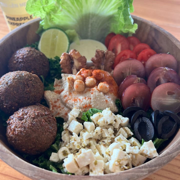 photo of iVegan Wellness Center Falafel Salad shared by @nhinhithenhenhe on  23 May 2023 - review