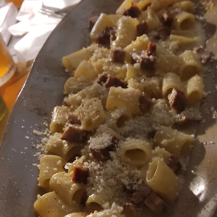 photo of Buddy Italian Restaurant Cafè Pinsa Friarielli shared by @iuliavittoria on  07 May 2023 - review