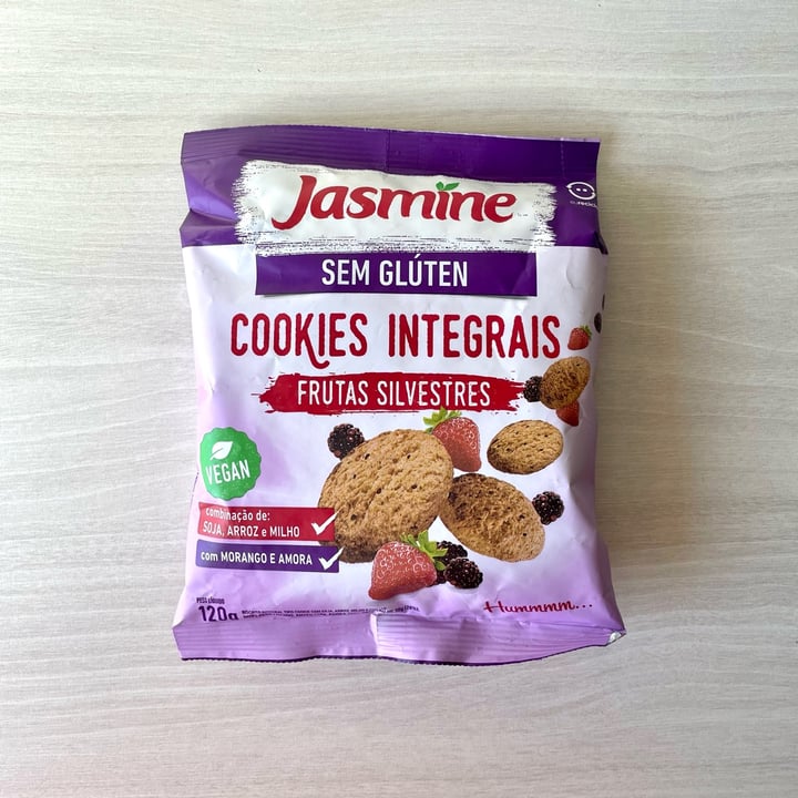 photo of Jasmine Cookies Integrais Frutas Silvestres shared by @insignia on  30 Apr 2023 - review