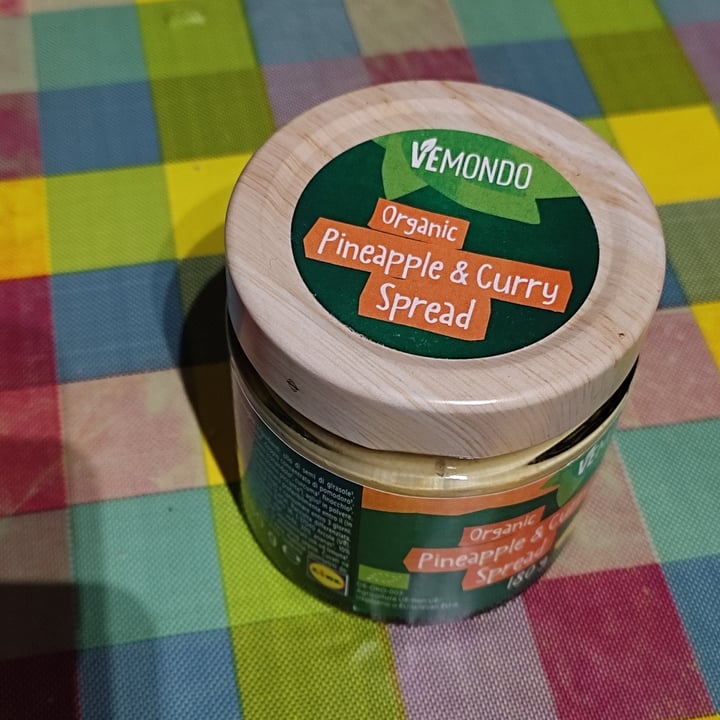 photo of Vemondo Organic Pineapple & Curry Spread shared by @ginlemon on  28 Jan 2023 - review