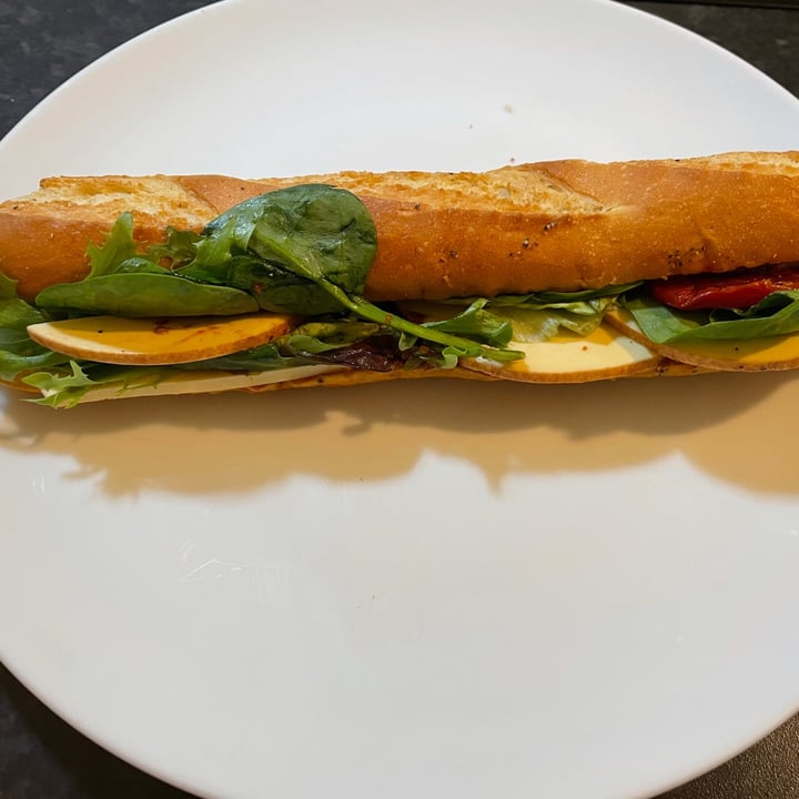 photo of Pret A Manger Plant Ploughmans Baguette shared by @bryanvegan on  20 Jan 2023 - review