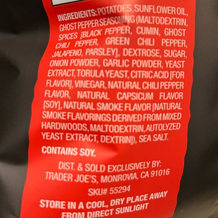 photo of Trader Joe's Ghost Pepper Potato Chips shared by @oshmorethstorm on  17 Mar 2023 - review