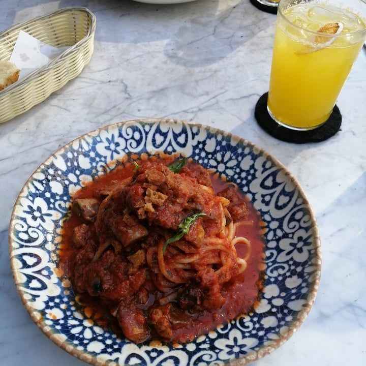 photo of Vasto pasta bolognesa vegana shared by @esavignon on  05 Mar 2023 - review