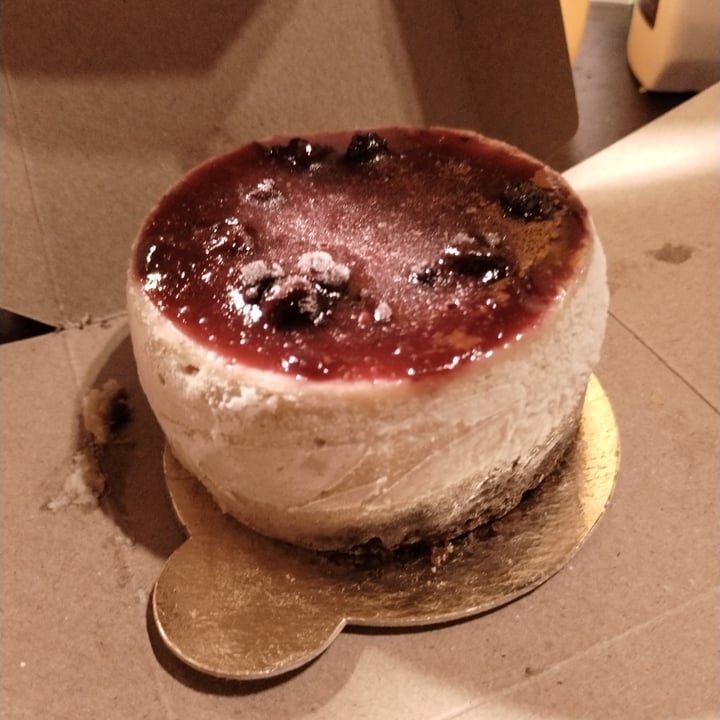 photo of Le Panem Callao Cheesecake shared by @felixthephoenix on  23 Apr 2023 - review