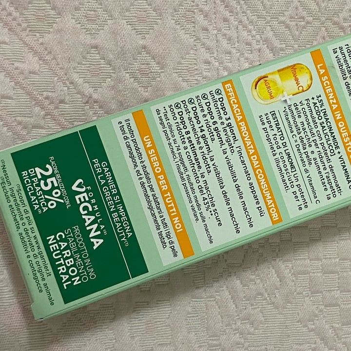 photo of Garnier skin active siero anti macchie shared by @finuccia on  01 May 2023 - review