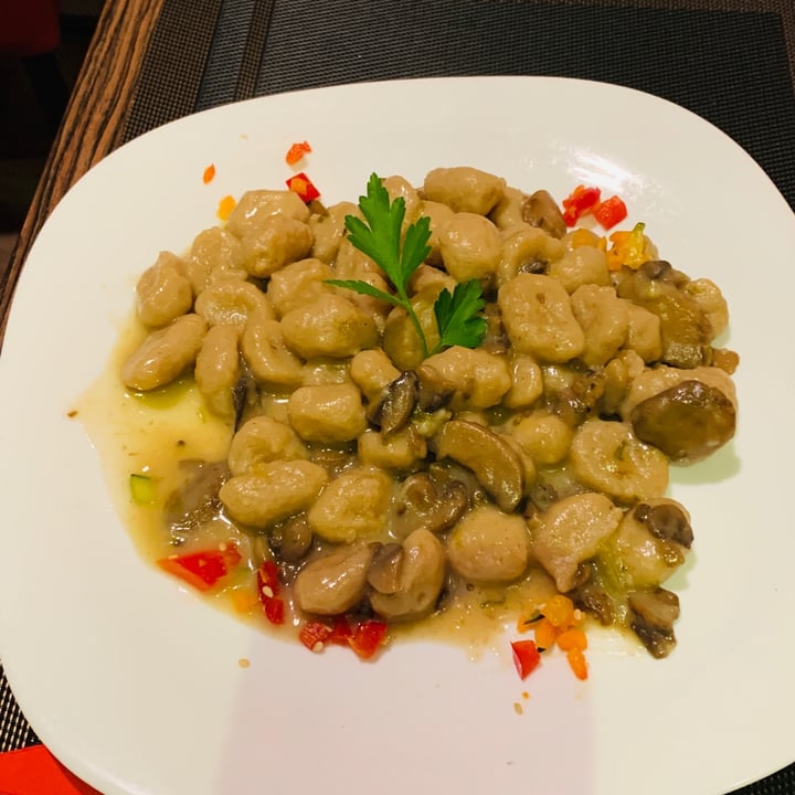 photo of Veganda Gnocchi Con Funghi shared by @elisabi on  13 Mar 2023 - review