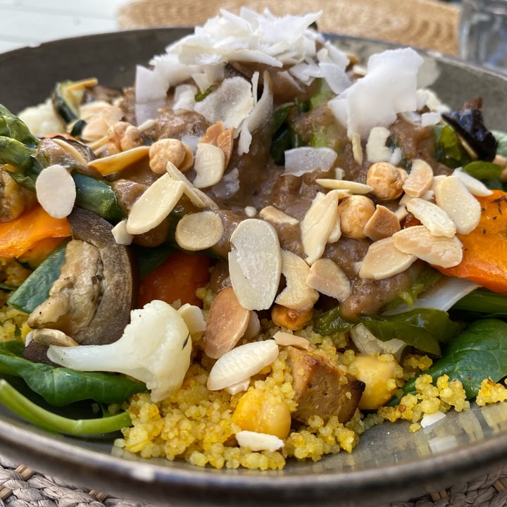 photo of Naturalmente - Real Food Veggie Cous Cous shared by @maggiefilipponi on  29 Mar 2023 - review