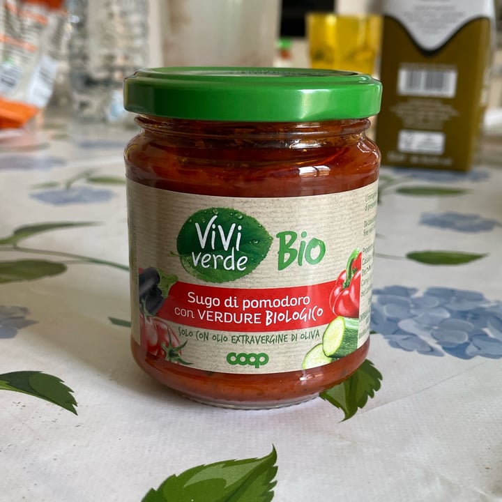 photo of Vivi Verde Coop Sugo di pomodoro con verdure biologico shared by @akob98 on  11 Mar 2023 - review
