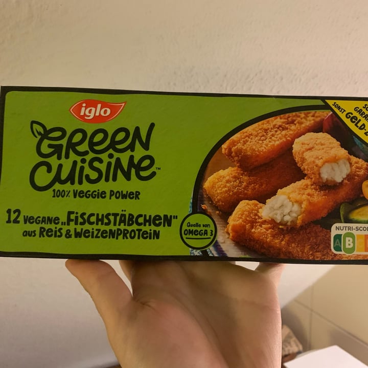 photo of Iglo Green Cuisine 12 Fish Sticks shared by @potplant on  22 Feb 2023 - review