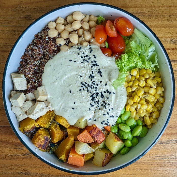 photo of The Plant Food Garlic Hummus Buddha Bowl shared by @xinru-t on  13 Apr 2023 - review