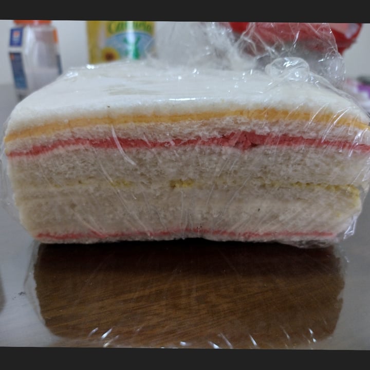 photo of Vegan Sandwich Sandwich de miga shared by @quimeyjulia on  02 Apr 2023 - review