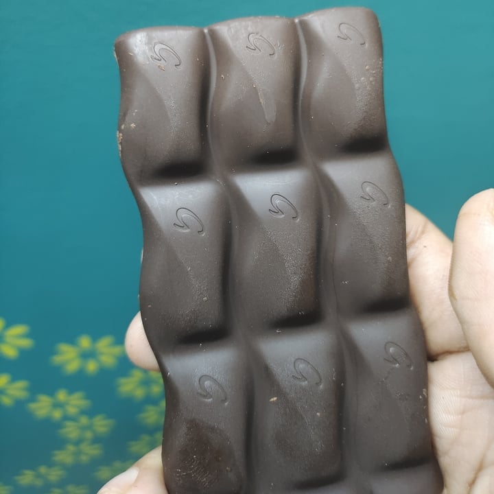 photo of Galaxy Fusions Dark Chocolate With 70% Cocoa shared by @keerthan20 on  23 Jan 2023 - review