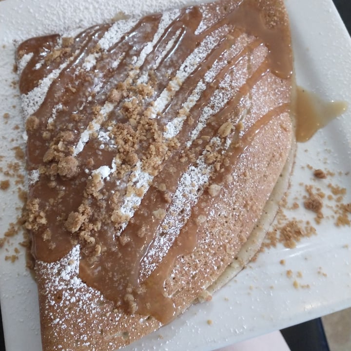 photo of Chez Elle Crêperie and Coffeehouse 19: Vegan Tarte Gluten Free (Apple, Caramel Sauce, Powdered Sugar) shared by @6onnie on  18 Mar 2023 - review