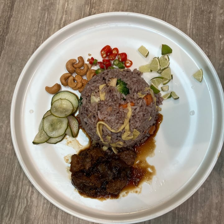 photo of Bangkok Jam Vegan Olive Fried Rice with OnlyEg shared by @veganhubby on  28 Dec 2022 - review