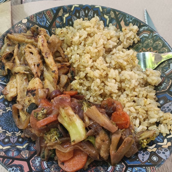 photo of Temple Natura Cafè curry con verduras shared by @saragomz on  21 May 2023 - review