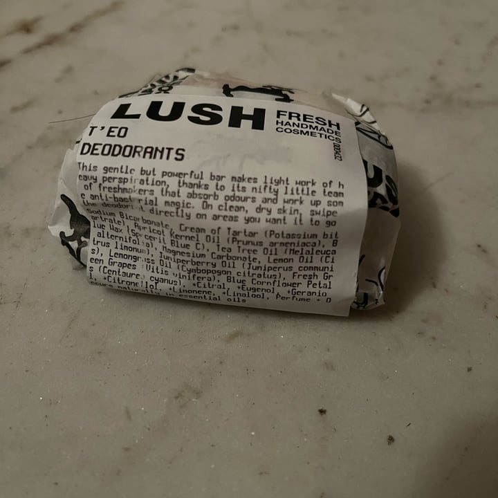 photo of LUSH Fresh Handmade Cosmetics Deodorante teodoro shared by @anita6m on  24 Dec 2022 - review