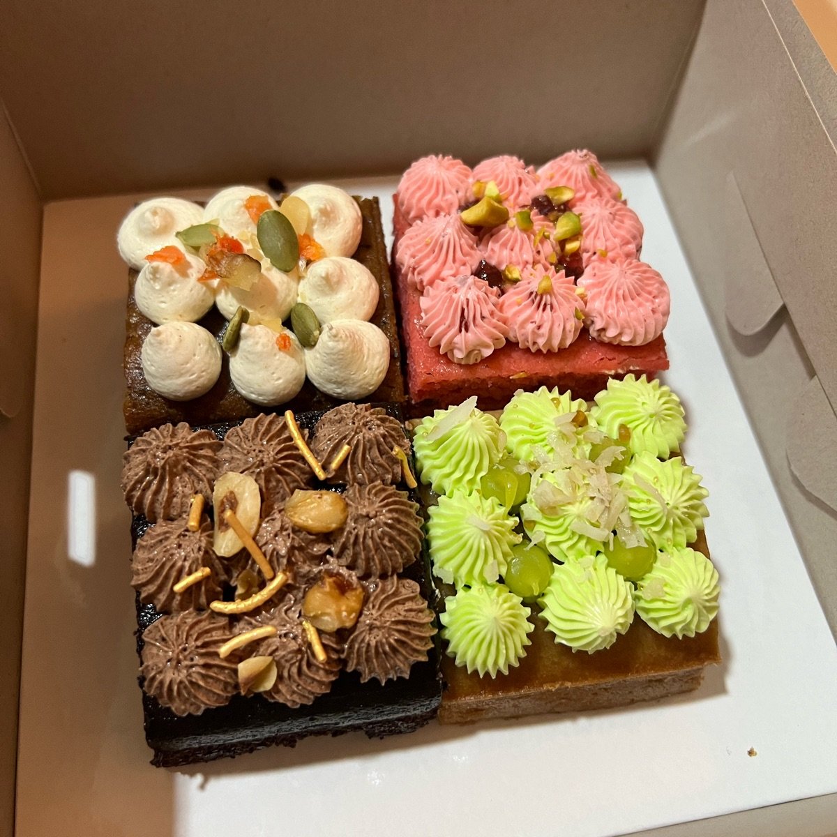 Mini Combo Cake Set from VickedGood - Vegan Product Reviews & Ratings ...
