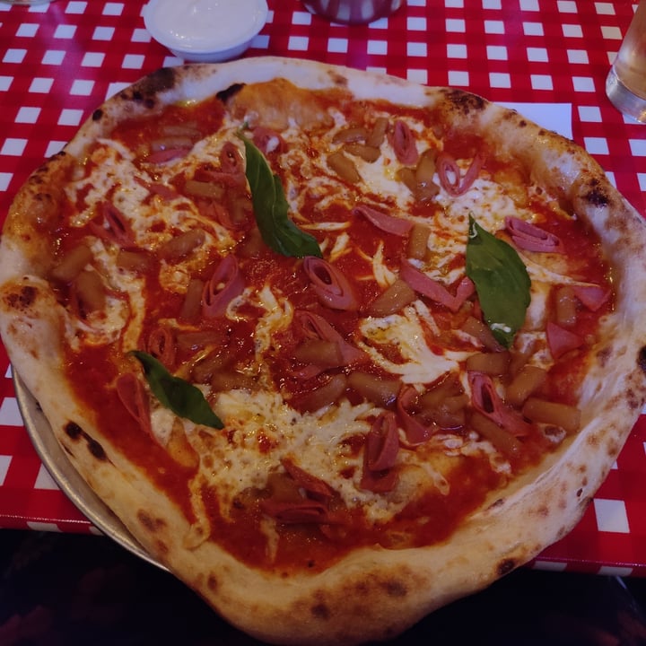 photo of Young Vegans Pizza Shop Filthy Weekend shared by @plumesworld on  24 Feb 2023 - review