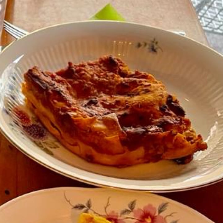 photo of La Schiscetteria Lasagna con ragù di soia shared by @fbradaschia on  22 Jan 2023 - review