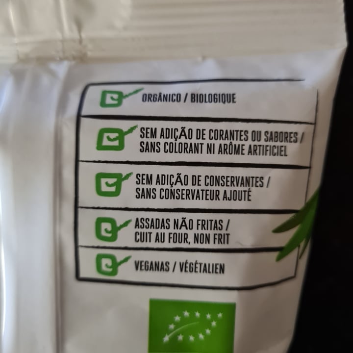photo of Simple Truth Peruvian Cocoa Coconut Chips shared by @veronicagroen on  26 May 2023 - review