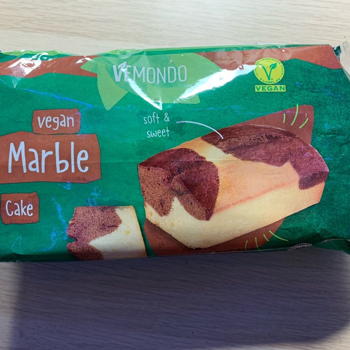 photo of Vemondo Vegan Marble Cake shared by @pablopsicoveggy on  06 Feb 2023 - review