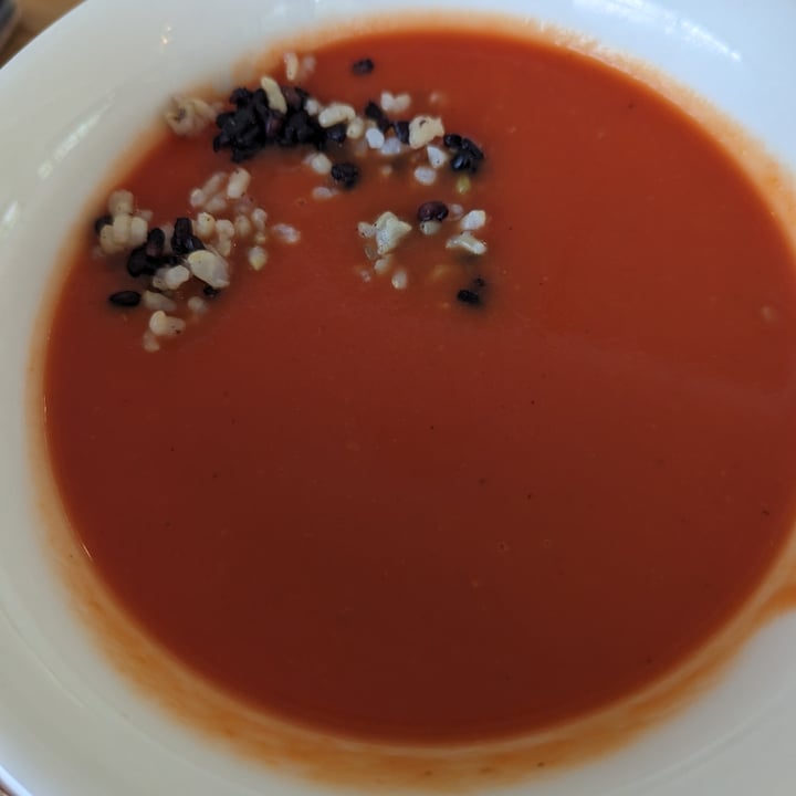 photo of Sopa Boronat Crema de zanahoria y remolacha shared by @vanessaprats on  24 May 2023 - review