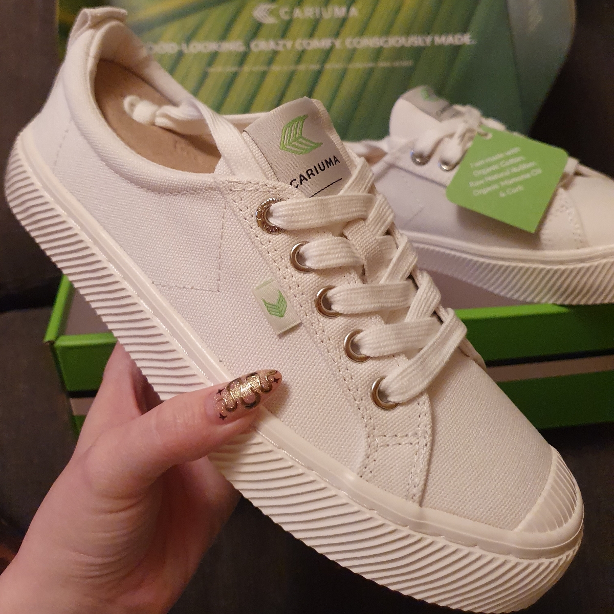 oca low off white canvas sneaker