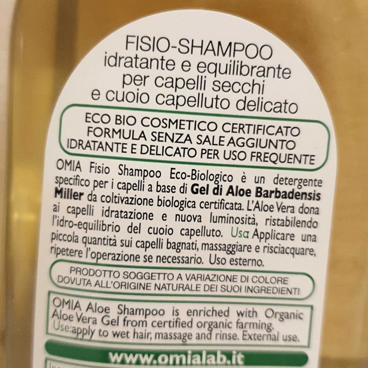 photo of Omia Laboratoires Fisio Shampoo All'aloe Vera shared by @darkessa on  20 Apr 2023 - review