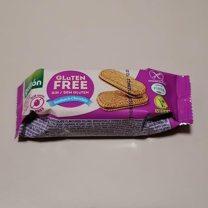 photo of Gullón Gluten Free Sandwich Chocolate shared by @angieliberatutti on  05 Jan 2023 - review