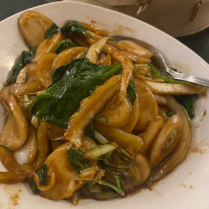 photo of Din Tai Fung SouthCenter Shanghai Rice Cakes shared by @ploopy on  17 Jul 2023 - review