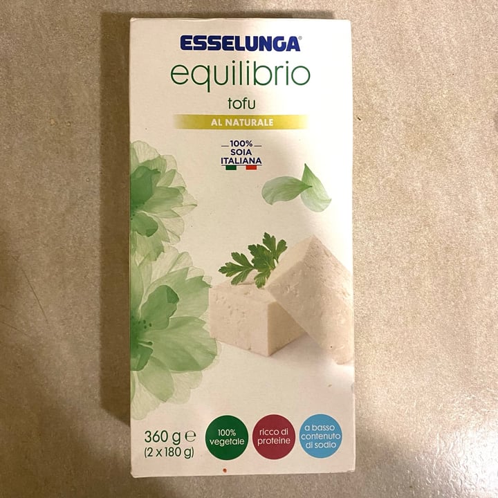 photo of  Esselunga Tofu Al Naturale shared by @eliamariotti on  09 Mar 2023 - review