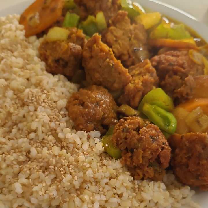 photo of Loving Hut Microcentro Albondigas al curry shared by @paula0102 on  17 Apr 2023 - review